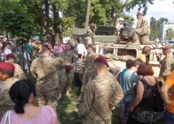 Nowa Dęba. Piknik z amerykańskimi żołnierzami.