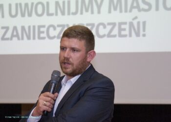 Mielec: Chcą czystego powietrza dla nas.