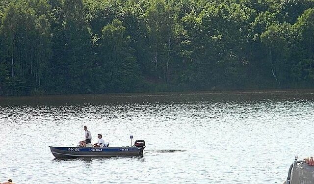 Wilcza Wola: Nieletni włamywacze do łodzi.