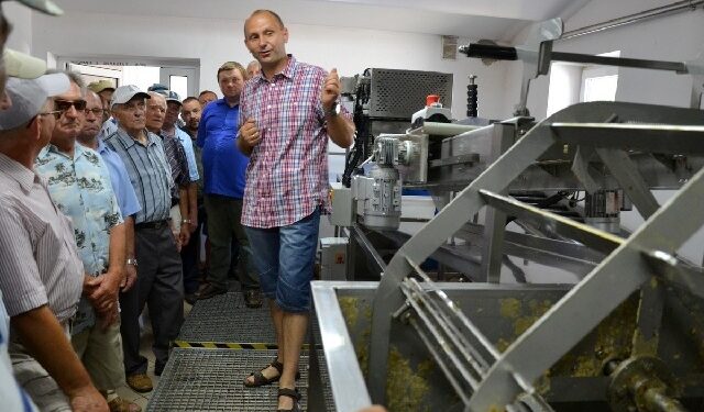 Stalowa Wola: Powiat zorganizował warsztaty dla pszczelarzy.