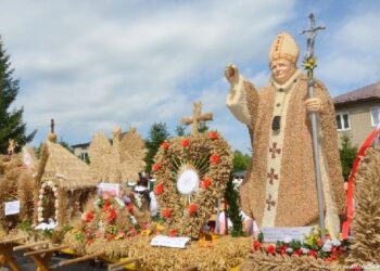 Gorzyce: Dziękczynienie za plony.