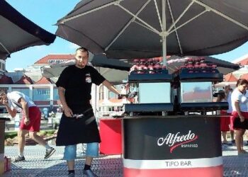 Sandomierz: Barista w biciu rekordu Guinnessa