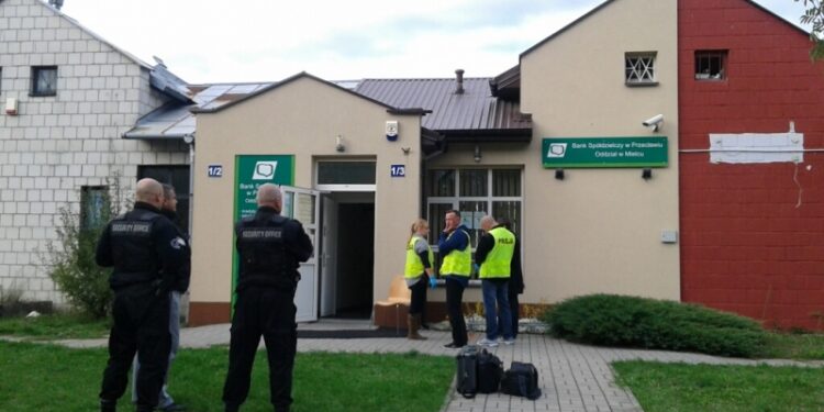 Mielec: Napad na bank.