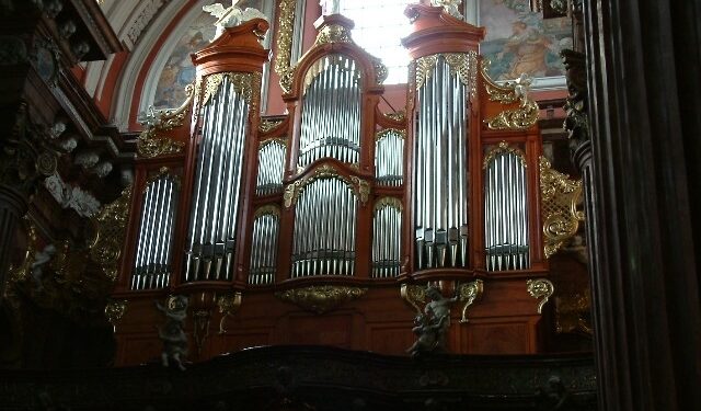 Chmielów: Koncert organowy.