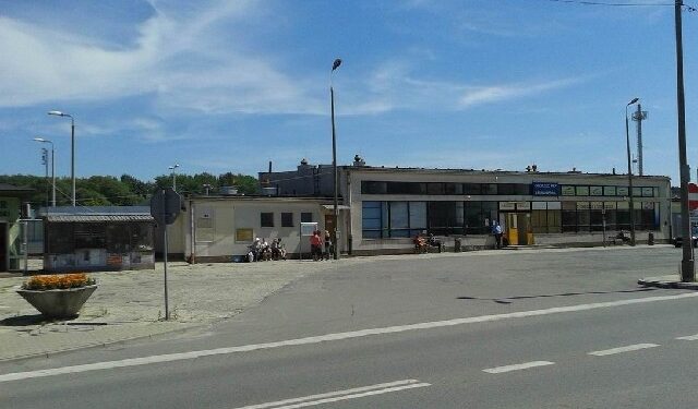 Kolbuszowa: Kosztowny dworzec.