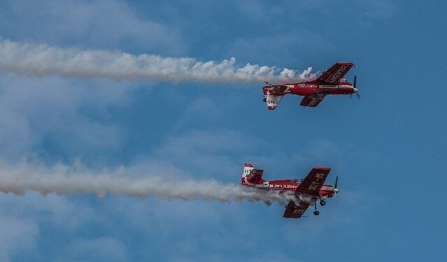 Mielec. Drugi dzień Podkarpackich Pokazów Lotniczych.