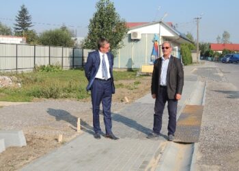 Mielec: Nowe chodniki na terenie powiatu mieleckiego.