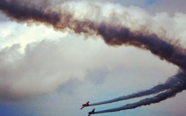 Mielec: Mieleckie niebo powitało lotników.