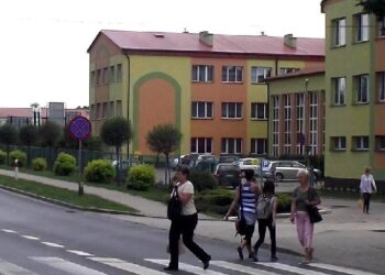 Kolbuszowa: Bolączki Zespołu Szkół numer 1.