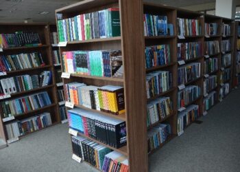 Stalowa Wola: Biblioteka KUL-u już oficjalnie w gmachu przy Popiełuszki.