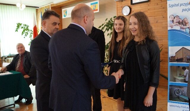 Nisko: Stypendia rozdane.