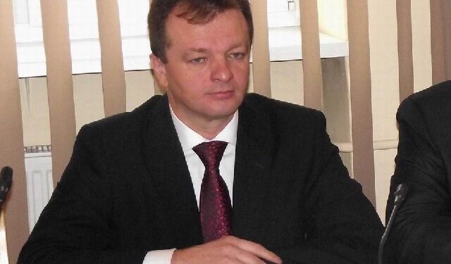 Czermin: Walczą o kładki dla pieszych i chodnik.