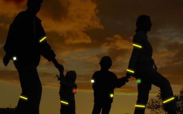 Region: Giną piesi i rowerzyści. Nośmy oblaski.