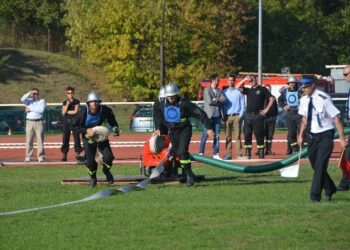 Stalowa Wola: Strażacy rywalizowali na stadionie.