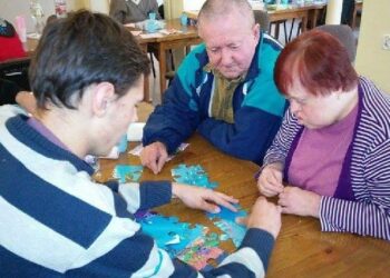 Sandomierz: Myślą globalnie, działają lokalnie.