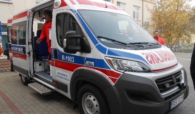 Stalowa Wola: Nowy ambulans już ratuje życie mieszkańcom.