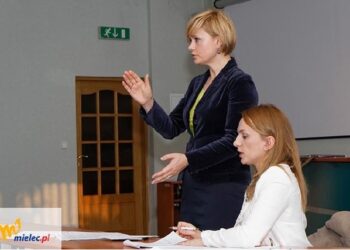 Mielec:  Spotkanie konsultacyjne z organizacjami pozarządowymi.