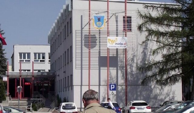 Mielec: Kontrowersyjna zmiana w budżecie miasta.
