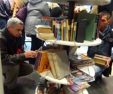 Stalowa Wola: Ruszył kiermasz taniej książki.