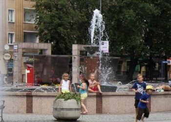 Mielec: Był remont fontanny, a jakoby go nie było.