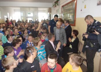 Tarnobrzeg. Podopieczni Zespołu Szkół Specjalnych gorąco przywitali Szmala.