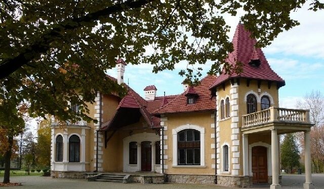 Mielec: Konferencja 'Szlacheckie tradycje Ziemi Mieleckiej'.