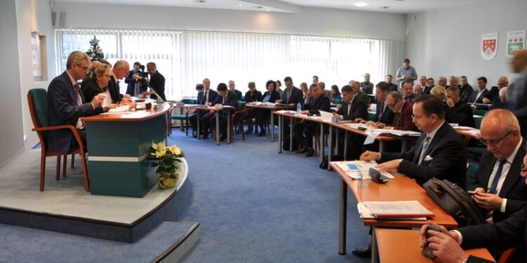 Mielec: Sesja budżetowa.