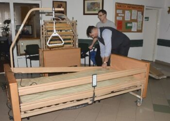 Stalowa Wola: Nowoczesne łóżka rehabilitacyjne w DPS-ie.