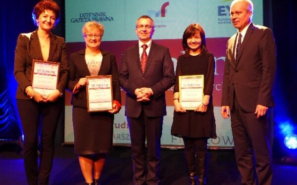 Świętokrzyskie: Izba Skarbowa w Kielcach i 3 urzędy skarbowe z woj. świętokrzyskiego wyróżnione w XII Rankingu Dziennika Gazety Prawnej.