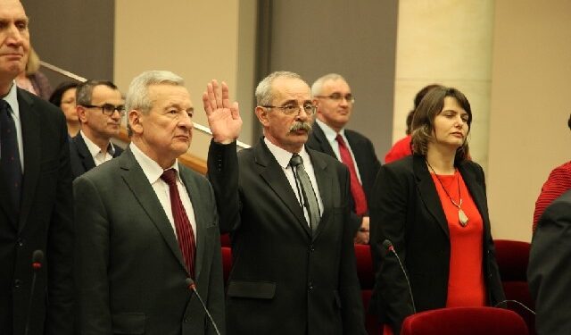 Podkarpacie: Budżet uchwalony