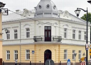 Mielec: Biblioteka nadal w Łojczykówce