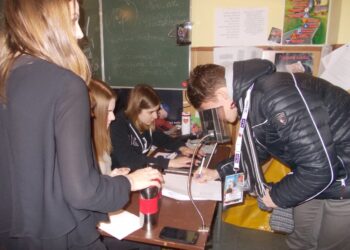 Tarnobrzeg. WOŚP wolontariusze.