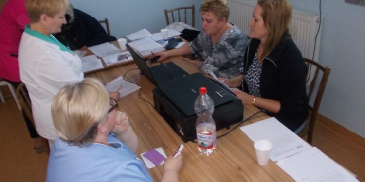 Tarnobrzeg. Wciąż walczą o podwyżki.