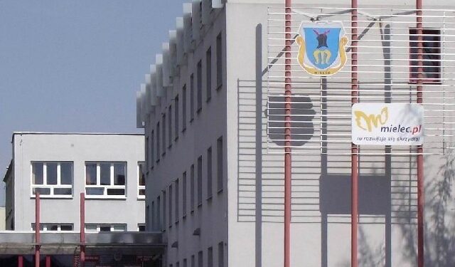 Mielec: Co z siedmioma milionami na halę?