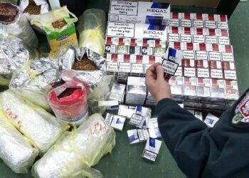 Dębica: Zamiast herbaty, tytoń i papierosy.