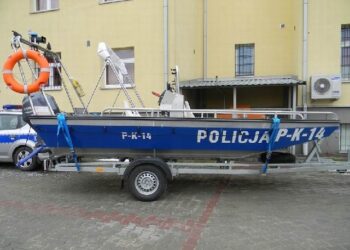 Kolbuszowa: Policja z nowoczesną motorówką