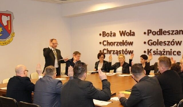 Mielec:  Rozpoczęli od strategii i chodników