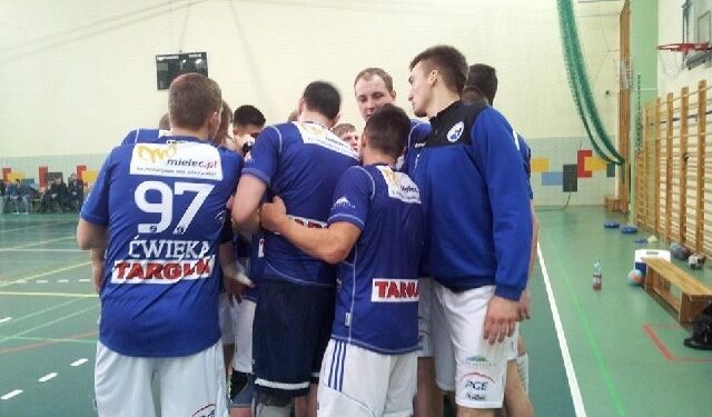 Mielec: Wysokie zwycięstwo nad SPR-em Tarnów