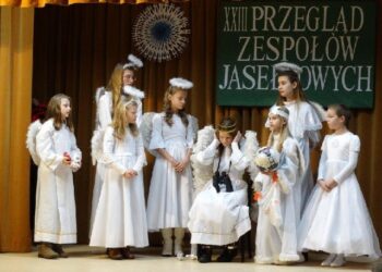 Mielec:  XXIII Przegląd Szkolnych Zespołów Jasełkowych