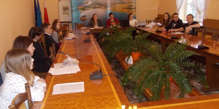 Tarnobrzeg. Poranek z książką.