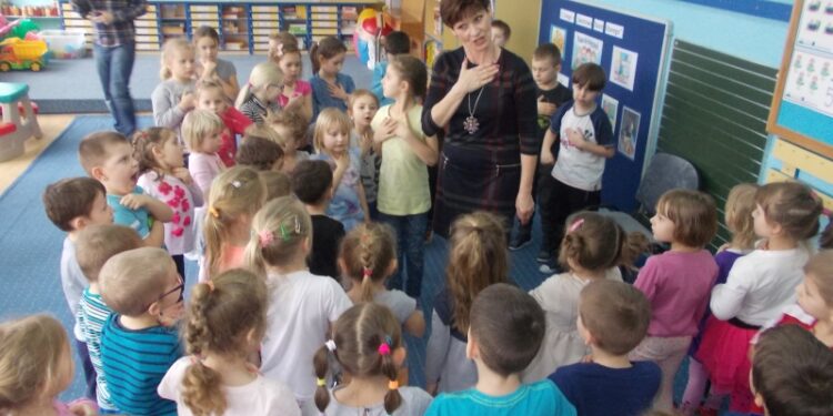 Tarnobrzeg Rozmowy o zdrowiu i chorobie z najmłodszymi.