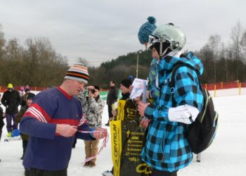 Tarnobrzeg. III Mistrzostwa  w Narciarstwie Alpejskim i Snowboardzie o puchar rektora PWSZ.