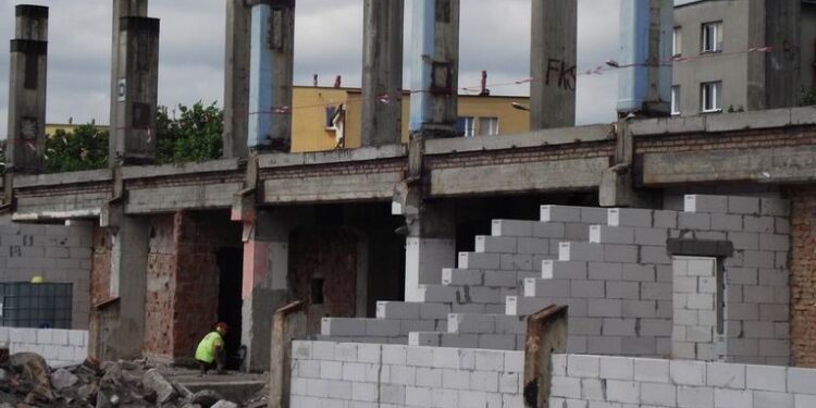 Mielec: Przebudowa stadionu mogła być błędem