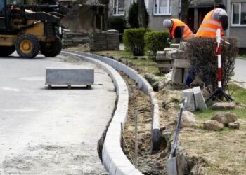 Cmolas: Inwestują w meliorację dróg