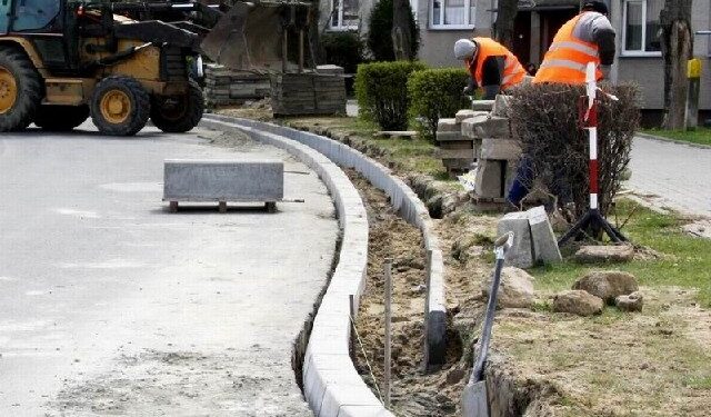 Cmolas: Inwestują w meliorację dróg