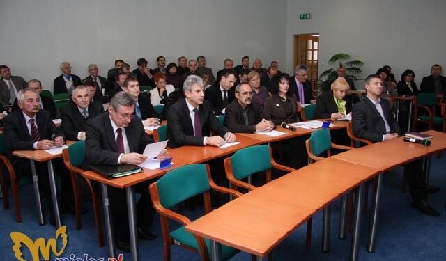 Mielec:   Radni wystosowali apel