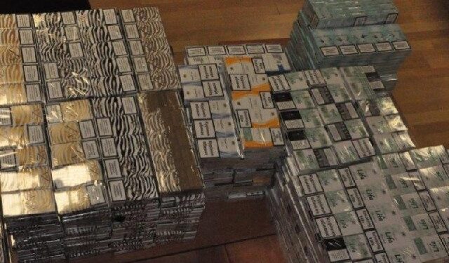 Krasne. Celnicy przechwycili ponad 2 tys. paczek papierosów podczas kontroli drogowej.