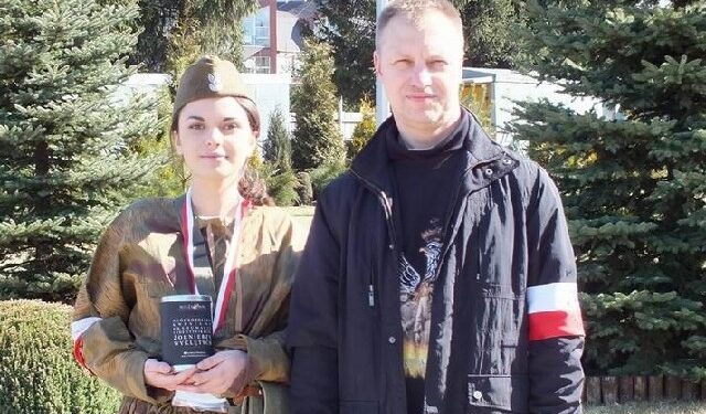 Cmolas: Pamiętajmy o bohaterach