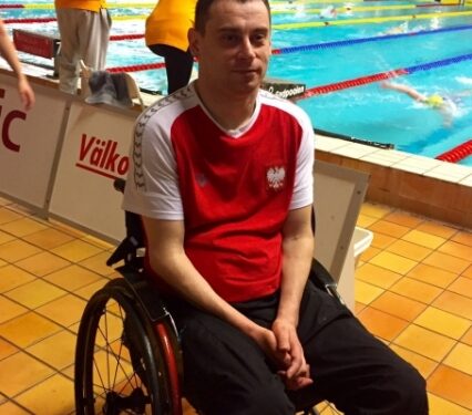 Tarnobrzeg: Niepełnosprawny pływak Jacek Czech pobił dwa rekordy świata!