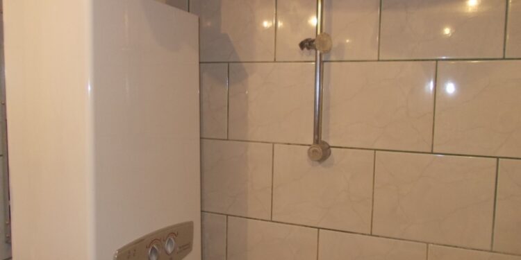 Tarnobrzeg. TSM podłącza do mieszkań ciepłą wodę z sieci.